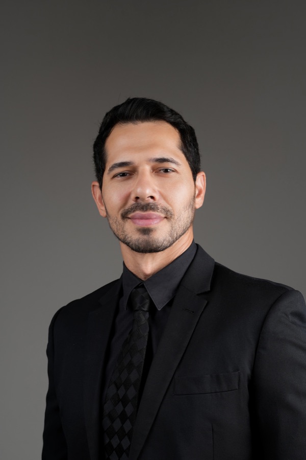 Dr. Valério Moraes